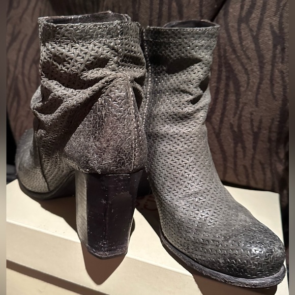 A.S.98 Grey Leather Heeled Ankle Boot - Picture 2 of 4